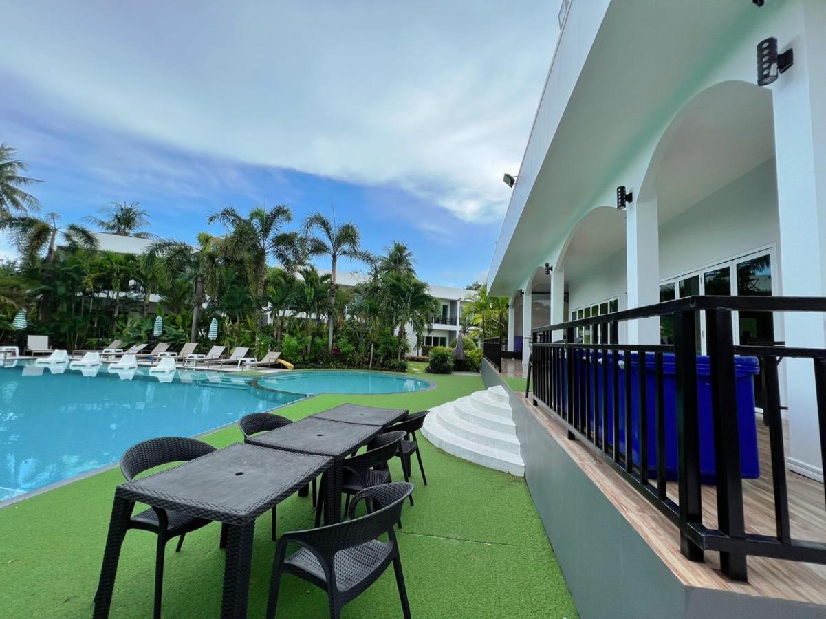The Serenity Resort Private Villa Sattahip Exterior photo